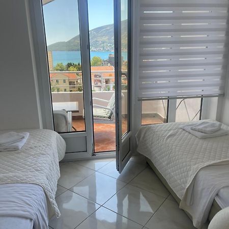 Appartamento Al Mare Igalo Esterno foto