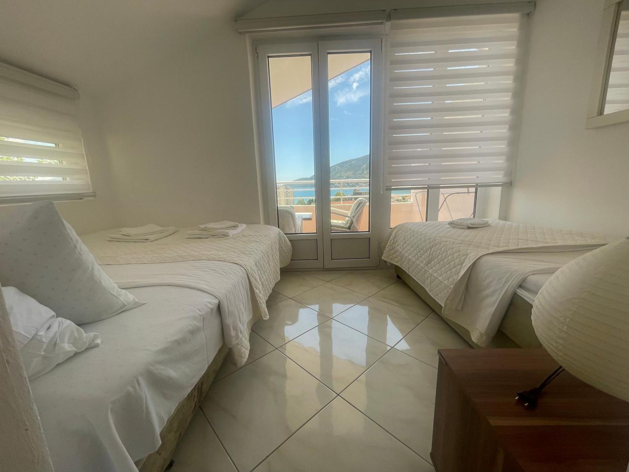 Appartamento Al Mare Igalo Esterno foto